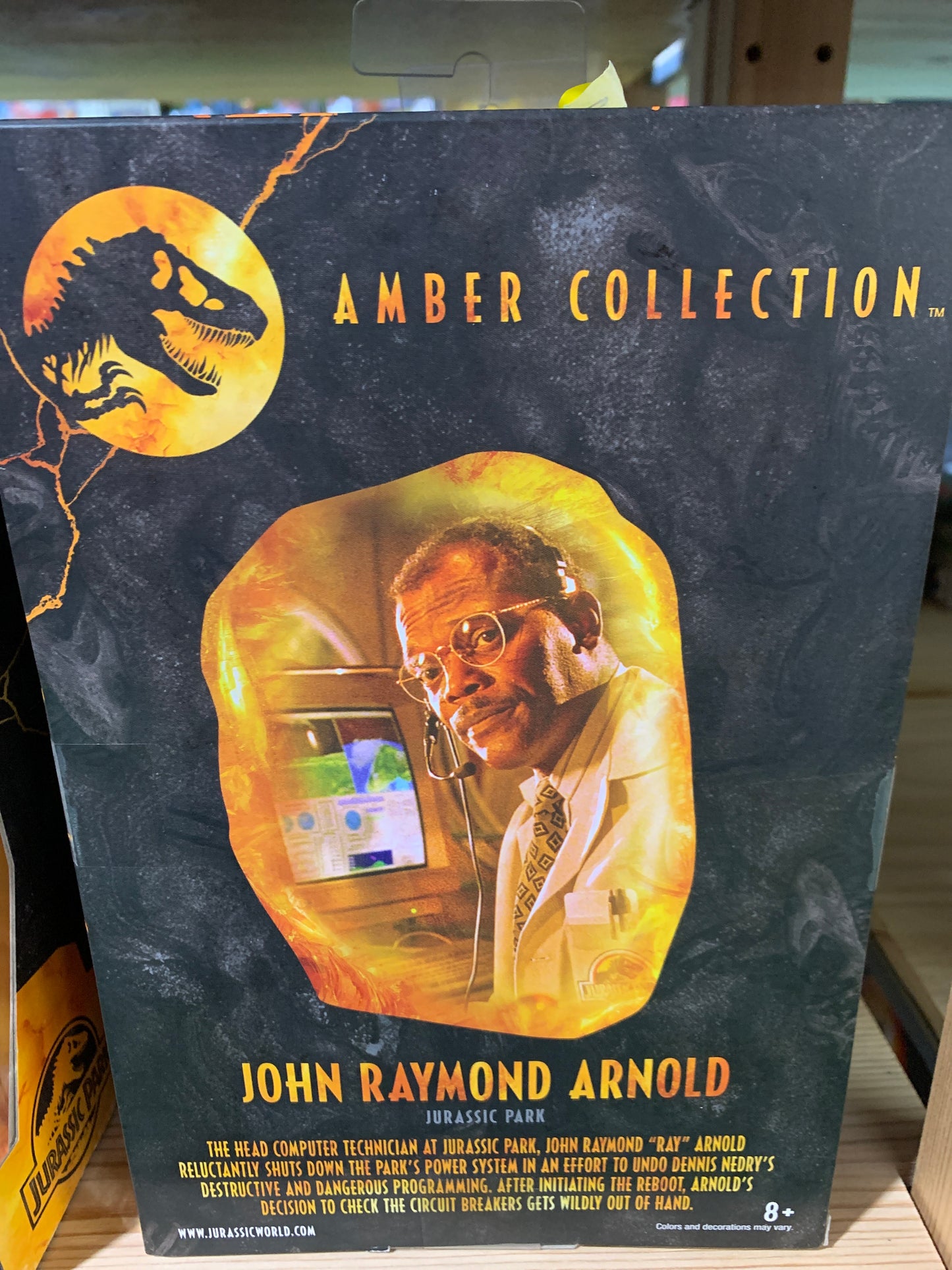 Jurassic World John Raymond Arnold Amber Collection Figure