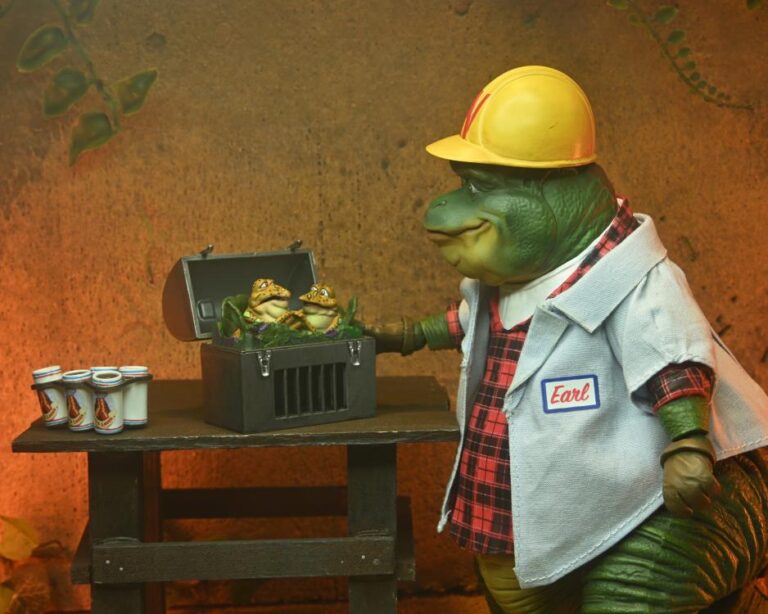 earl sinclair NECA Tree Pusher Figure