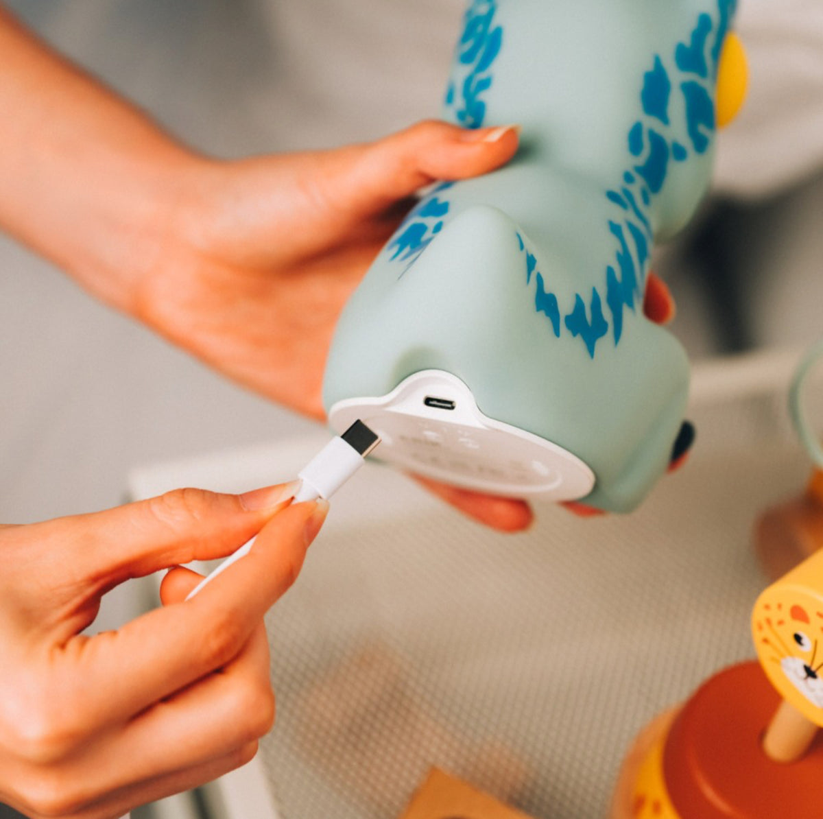 Jurassic World Squishy Lamp - Baby Blue
